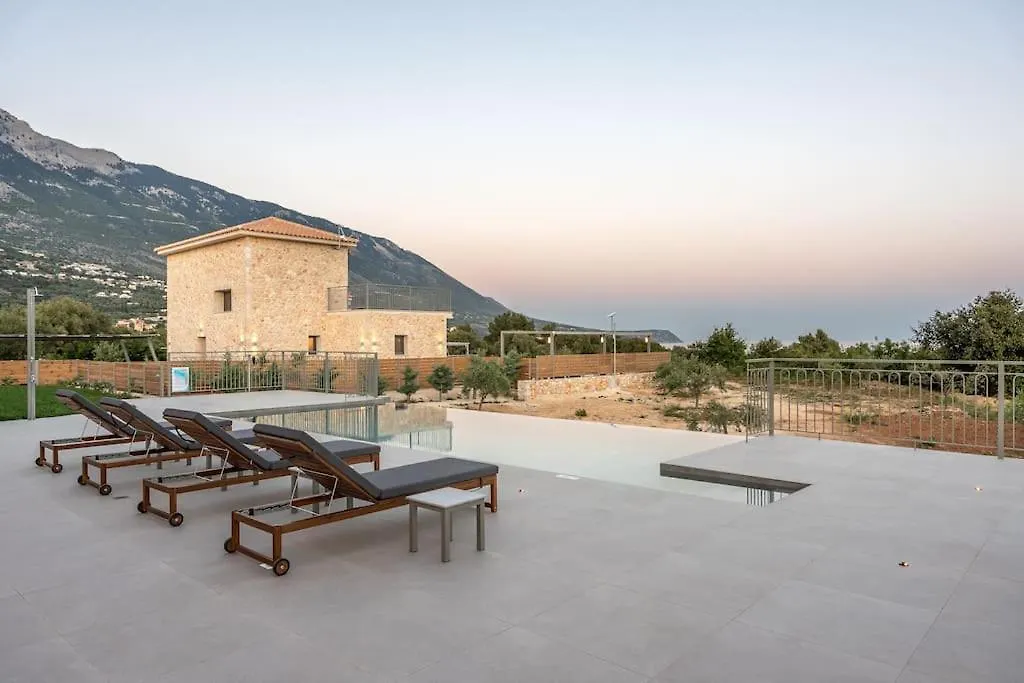 Brand New: Kefalonia Stone Villas - Villa Trapezaki Retreat