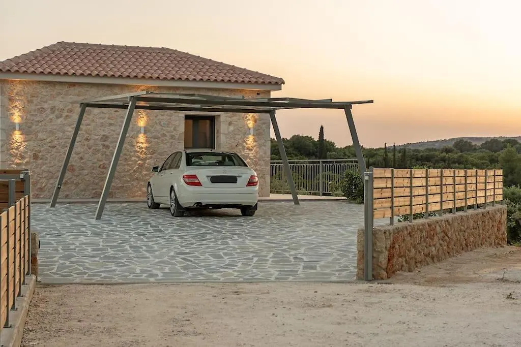 Brand New: Kefalonia Stone Villas - Villa Trapezaki Retreat