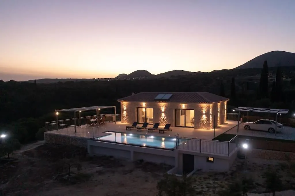 Brand New: Kefalonia Stone Villas - Villa Trapezaki Retreat