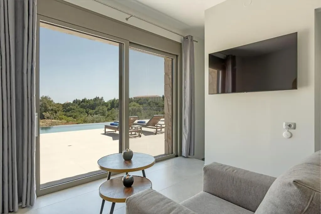 Brand New: Kefalonia Stone Villas - Villa Trapezaki Retreat
