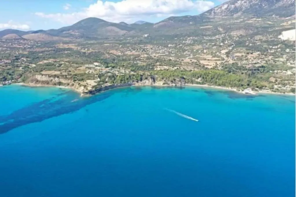 Brand New: Kefalonia Stone Villas - Villa Trapezaki Retreat Greece