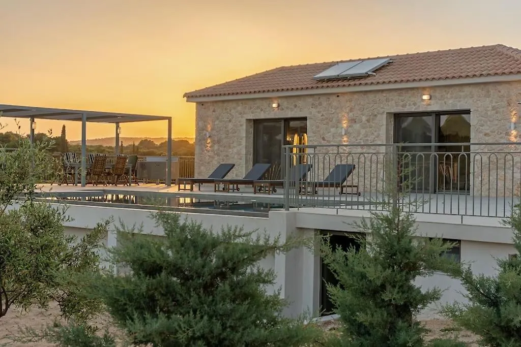 Brand New: Kefalonia Stone Villas - Villa Trapezaki Retreat